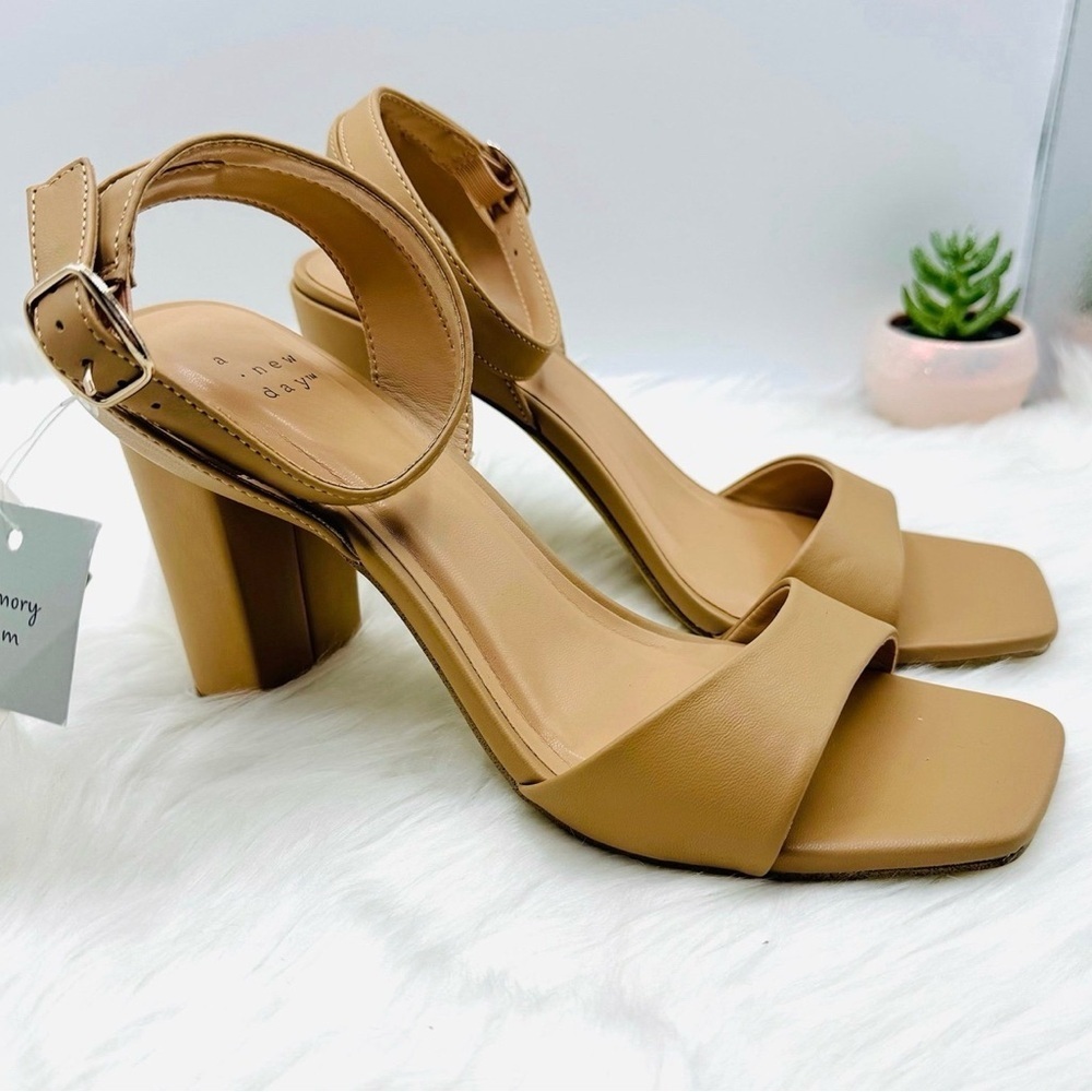 A New Day Light Tan ADR05 Sal 4” High Heel Open Toe Strappy Sandals Sz 10